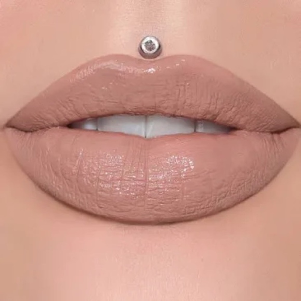 NIB Jeffree Star Blow My Candles Supreme Gloss - Picture 2 of 3